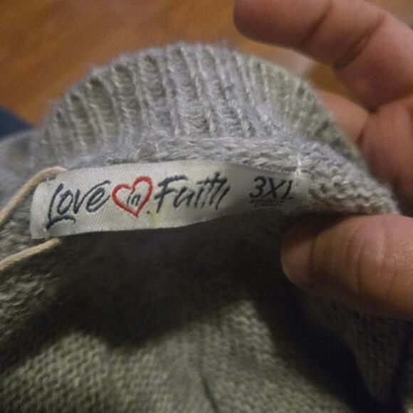 Holiday Nativity Sweater Embellished Graphic – Size 3XL - Picture 6 of 9